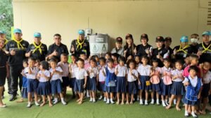 ส่งมอบระบบน้ำดื่มสะอาดและเลี้ยงอาหารกลางวันแก่นักเรียน ณ โรงเรียนศรีบุญเรืองวิทยาคาร